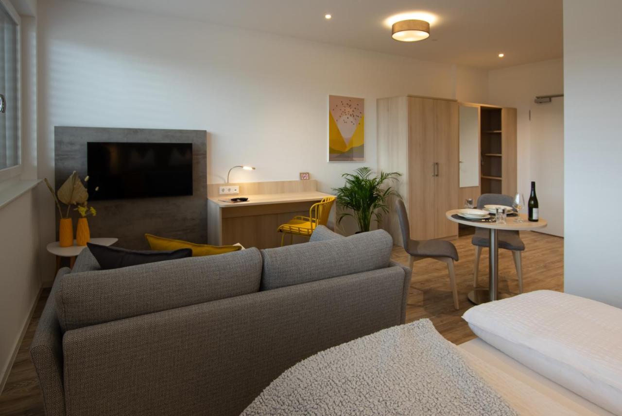 Hösbach Livin63 Studio Apartments מראה חיצוני תמונה