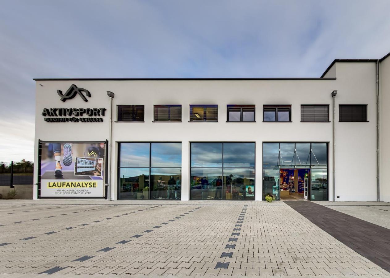 Hösbach Livin63 Studio Apartments מראה חיצוני תמונה